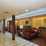 ホテル Casaalbergo La Rocca 4*