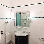 Casaalbergo La Rocca 4*