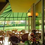 Casaalbergo La Rocca 4*