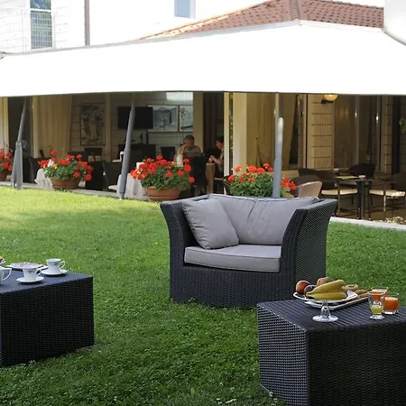 ホテル Casaalbergo La Rocca