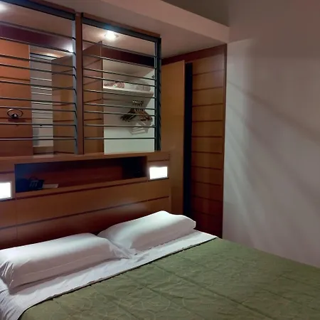 Casaalbergo La Rocca 4* ノアーレ