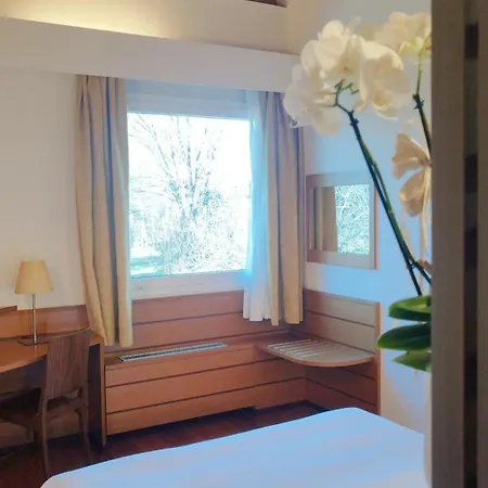 Hotel Casaalbergo La Rocca 4*
