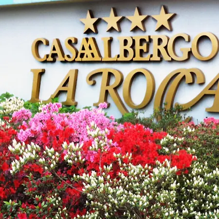 Casaalbergo La Rocca Hotel 4*
