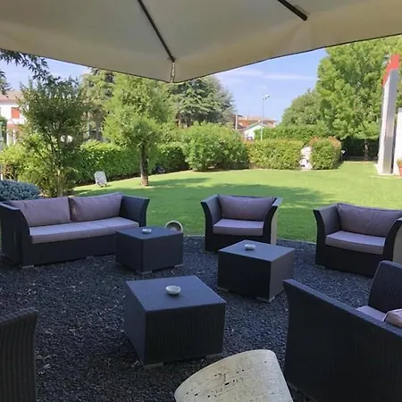 Casaalbergo La Rocca ホテル 4*