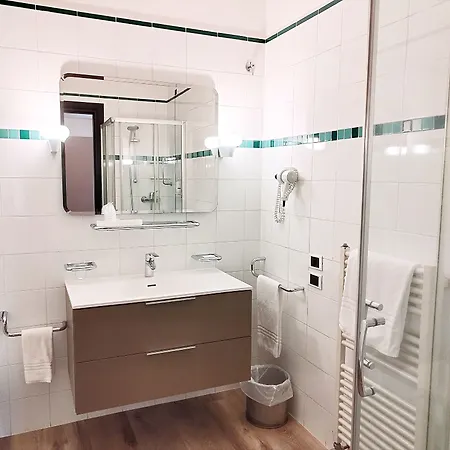 Hotel Casaalbergo La Rocca 4*
