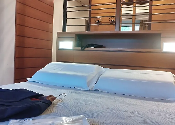 Casaalbergo La Rocca 4*