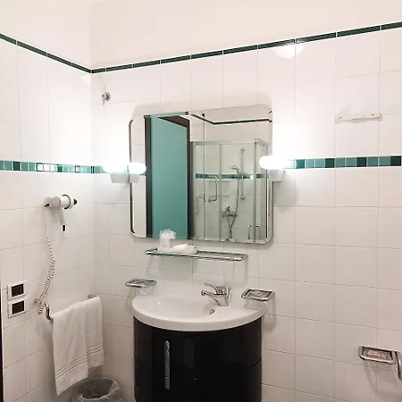 Casaalbergo La Rocca 4*