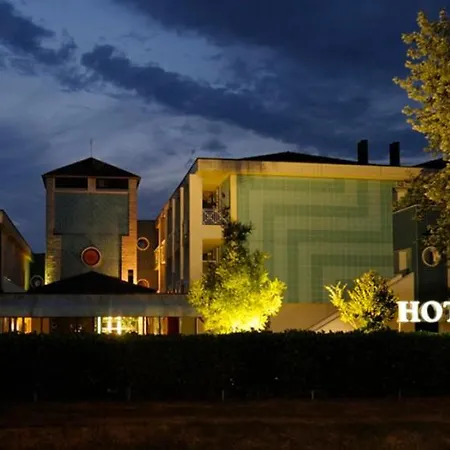 Ξενοδοχείο Casaalbergo La Rocca Noale