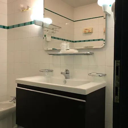 Casaalbergo La Rocca מלון