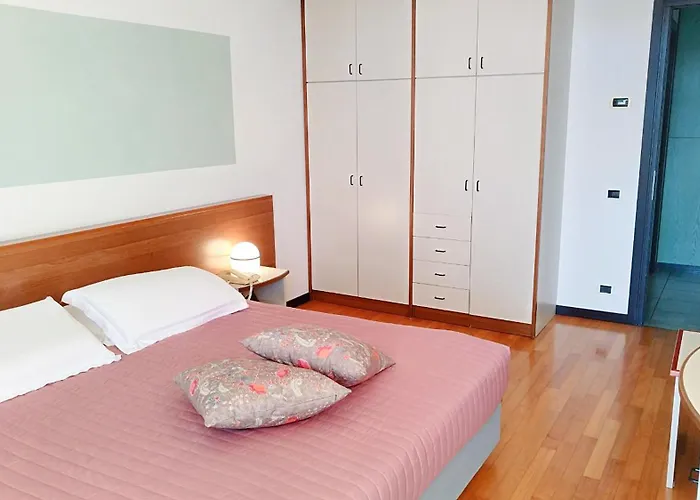 Hotel Casaalbergo La Rocca Noale