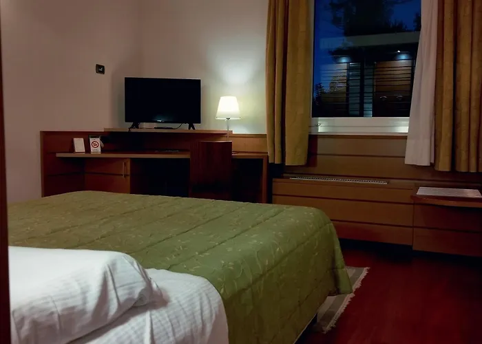 Casaalbergo La Rocca 4*