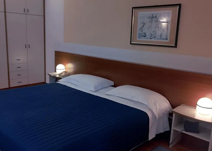 Casaalbergo La Rocca Hotel 4*